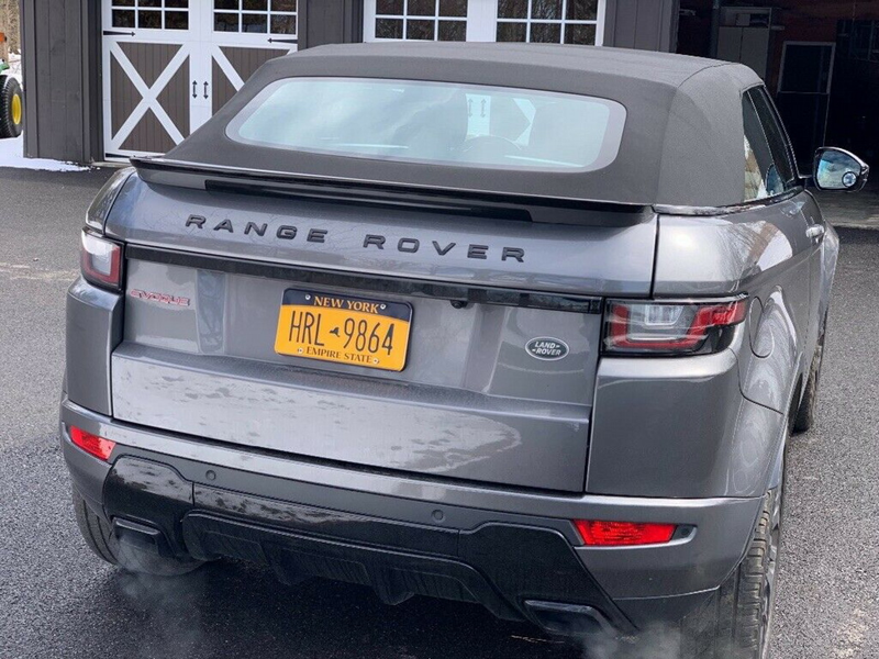 Illustration for article titled At $53,000, Could This 2017 Land Rover Evoque Make You Woke?